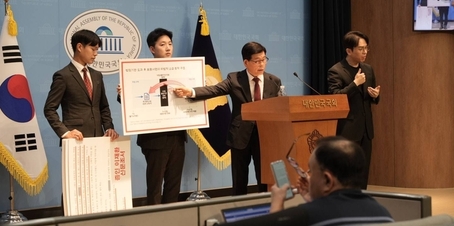 "항고도 안 되고, 본안도 안 되고, 헌재도 안 된다"… 장영하, 재판소원 각하에 정면 반발