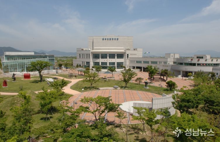 을숙도문화회관 전경