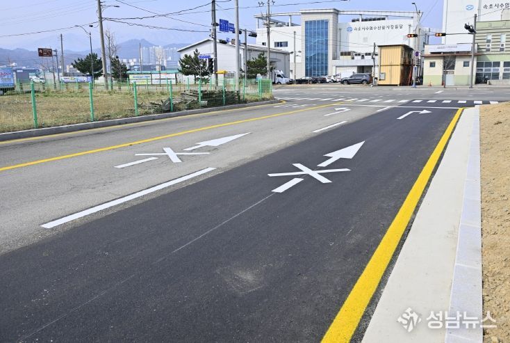 청호동 수협 맞은편 우회전 차로