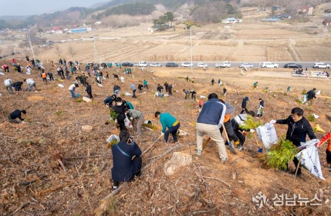 제81회 식목일 기념 나무심기행사
