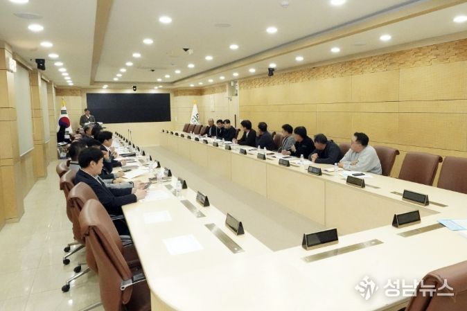 홍천군, 일반 및 전문 건설협회와 간담회 개최