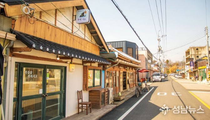규암면 자온로 골목형상점가